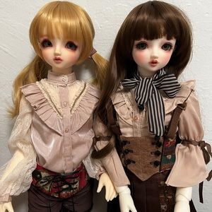 Volks Super Dolfie Collectibles- Les Esprite Gallerie